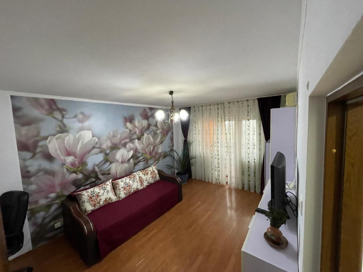 Apartament Apartament Magnolia, Piata Gorjului- Metrou Bukareszt Zewnętrze zdjęcie