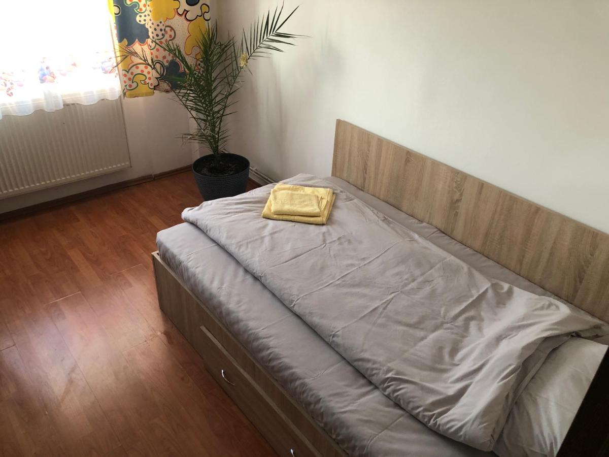 Apartament Apartament Magnolia, Piata Gorjului- Metrou Bukareszt Zewnętrze zdjęcie